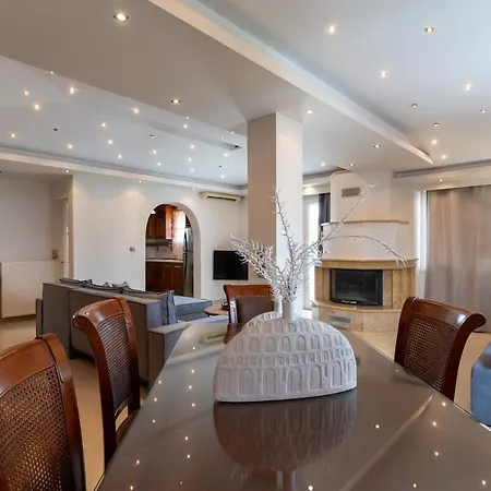 Apartment Superior Three Bedroom *